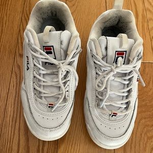 Womens Fila Disruptor 2 Premium Athletic Shoe - White. Size US 7.